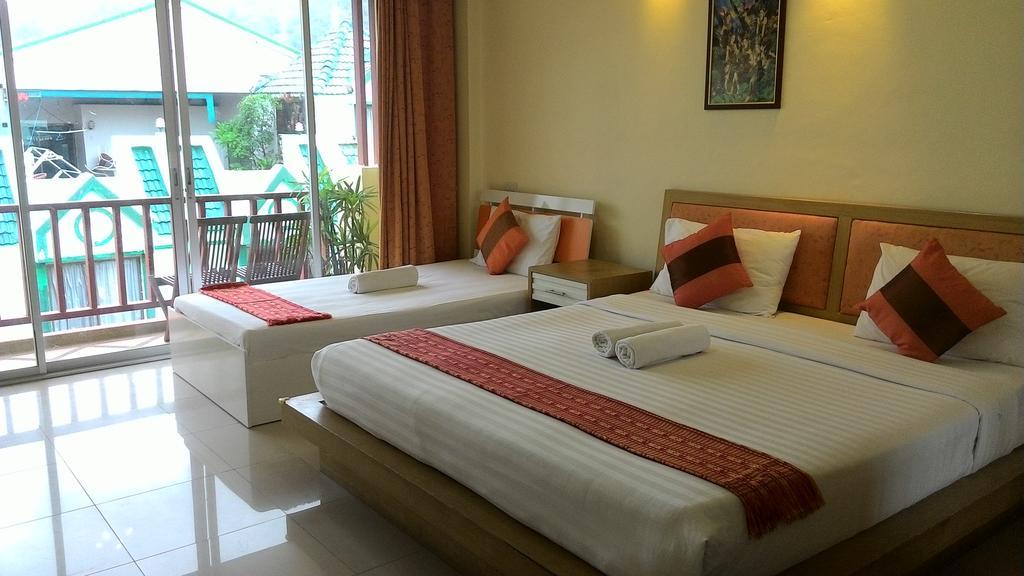 Orange Hotel Patong Exterior photo